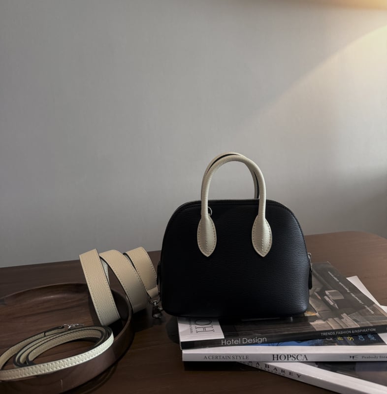 Kožna torbica s oblikom školjke - ulična moda, zatvarač, prava koža, Super Fiber podstava