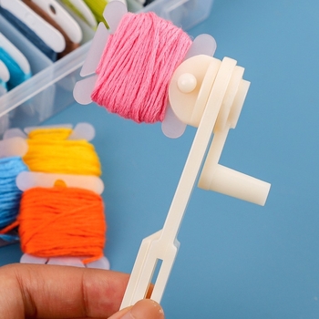 Навивател за прежда за кръстосано бродиране – ръчен инструмент за домашна употреба