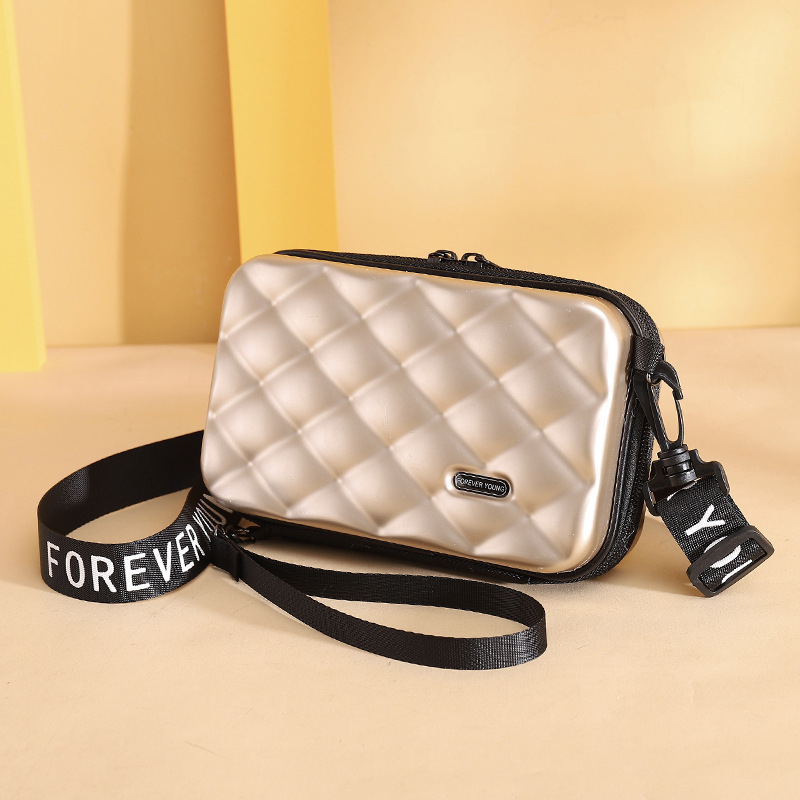 Козметична чанта с твърд корпус, водоустойчива PVC, разширение и цип, модел на райета