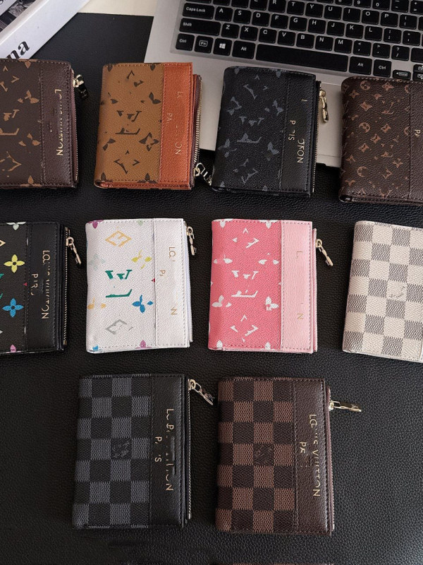 Monogram novčanik za kartice sa zatvaračem, unisex PU materijal, Trendy Brand, za više kartica, proljeće 2025