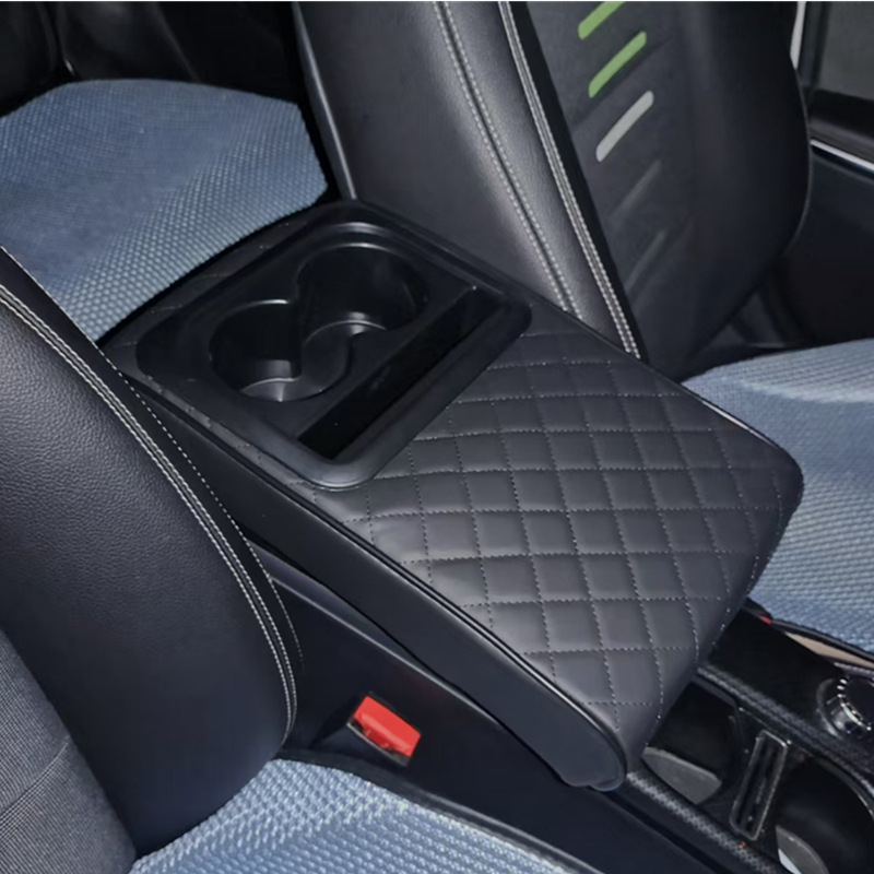 Realmas Universālais auto roku balsta paliktnis ar krūzes turētāju, ādas virsma, pielāgojams, svars 0,4 kg