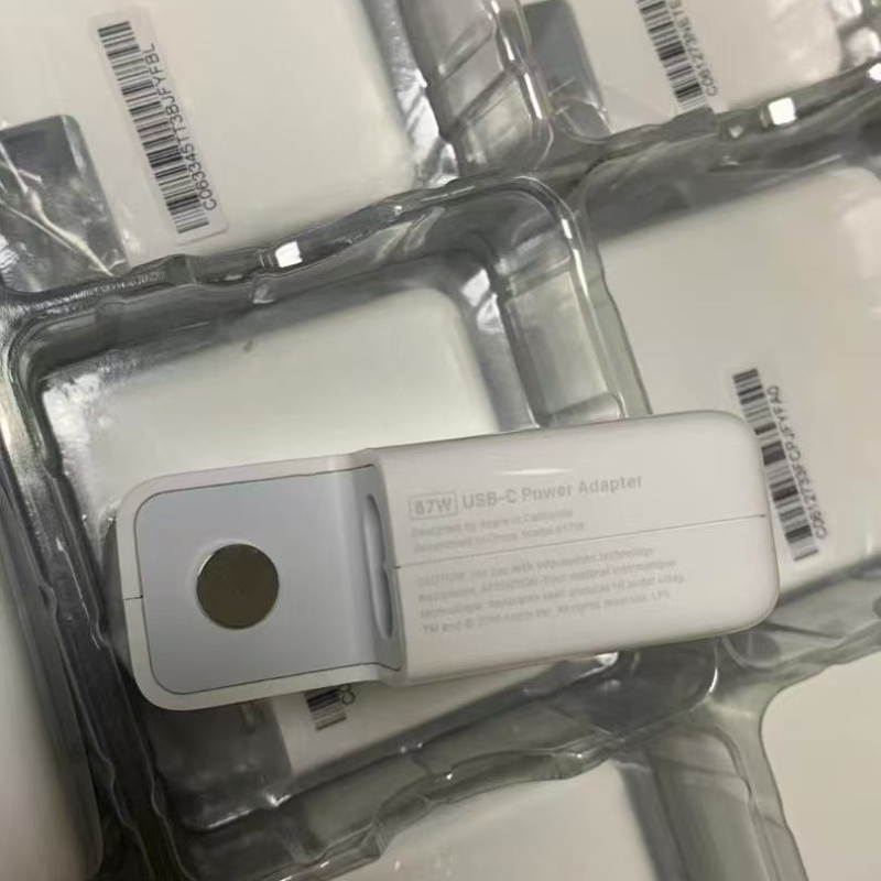 PD įkroviklis Apple nešiojamiems kompiuteriams, Remember ouqi, USB-C Power Delivery, galios pasirinkimai 30W/61W/87W/67W/70W/96W/140W, OEM gamyba