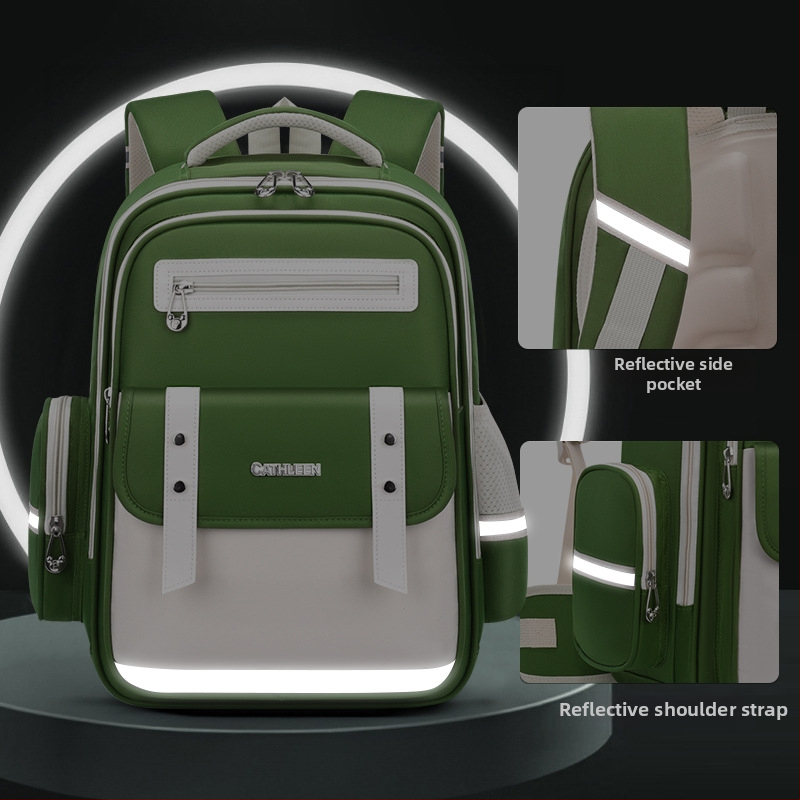 Ľahký nepremokavý školský batoh s ochranou chrbtice a ramennými popruhmi s vzduchovou výplňou – pre 1.–6. ročník, priedušný, reflexné detaily.