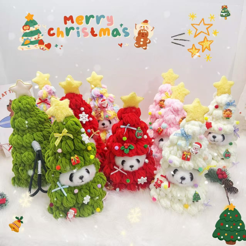 Karácsonyfadísz Panda plüss medál – Kézzel készített, Anyag: tej pamut, Karácsonyi stílus, Telefon zsinór, Testreszabható, Winter 2025 kiadás