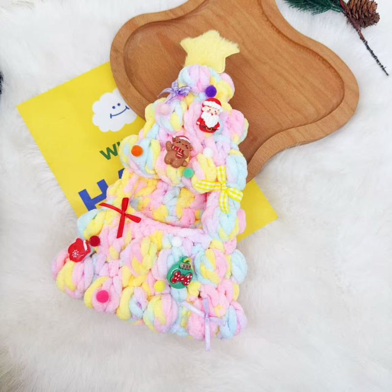 Karácsonyfadísz Panda plüss medál – Kézzel készített, Anyag: tej pamut, Karácsonyi stílus, Telefon zsinór, Testreszabható, Winter 2025 kiadás