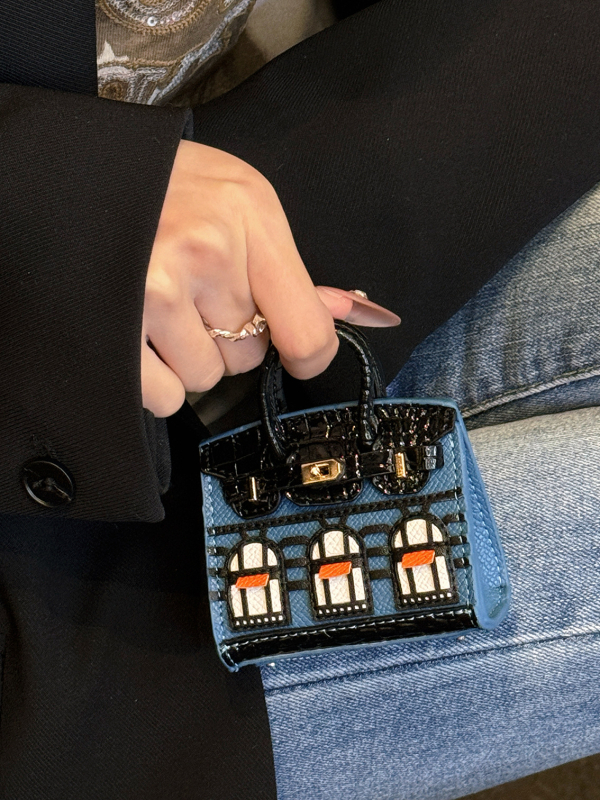 AirPods Pro 2 kaitsekast mini koti ripatsiga, kunstnahk, holster-stiil, kaasaskantav, kangakonstruktsioon