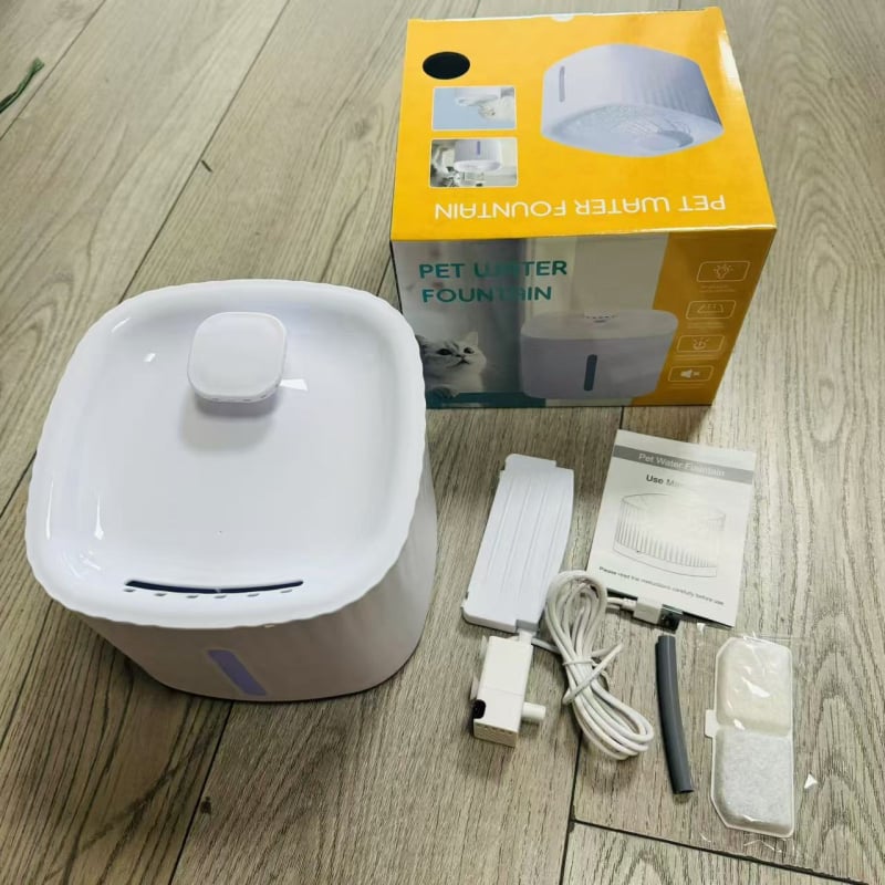 Умно устройство за пиене на вода за домашни любимци — котки и кучета, модел 449, разглобяемо, автоматична циркулация и филтрация