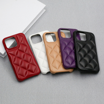 Калъф за телефон от кожа с диагонален диамантен шев и релефна обработка; защита от износване, изпускане и отпечатъци; подплата PC-фланел; поддръжка за персонализиране; съвместим с iPhone серия