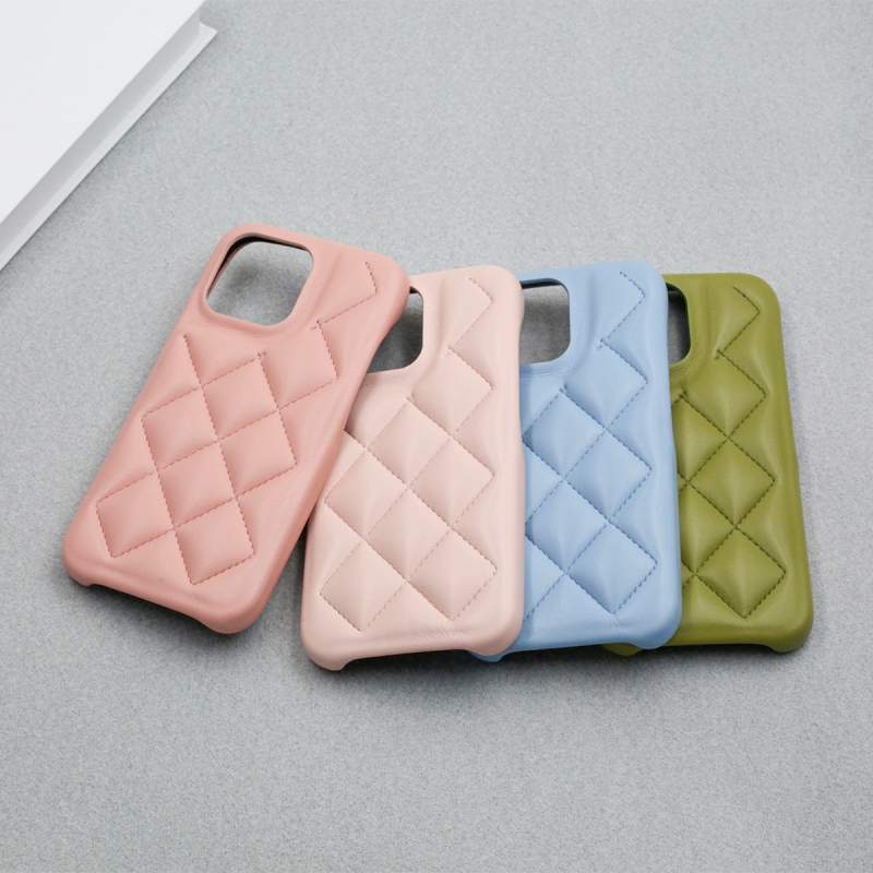 Калъф за телефон от кожа с диагонален диамантен шев и релефна обработка; защита от износване, изпускане и отпечатъци; подплата PC-фланел; поддръжка за персонализиране; съвместим с iPhone серия