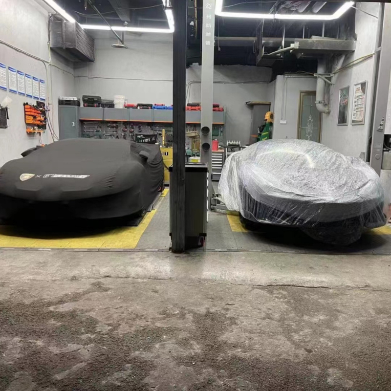 Folie PVC de protecție auto pentru vopsire, reparații și modificări la faruri