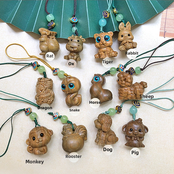 Дървена висулка за телефон и ключодържател с 12 зодии — карикатурни животни; материали: зелено сандалово дърво, розово дърво, boxwood