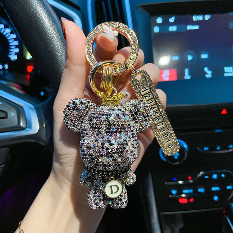 Kljucni lanac za auto s dijamantnom kronom i dizajnom Violent Bear, metal/kristali, zaštita od gubitka