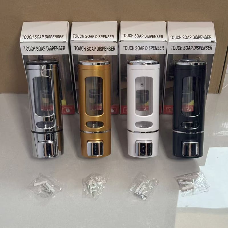 Стенно монтиран диспенсер за сапун, шампоан и душ гел – ръчно натискане, пластмасов корпус, модерен минималистичен стил, тегло 200 g