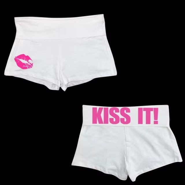 Moteriški 3/4 ilgio šortai iš poliesterio, elastus juosmuo, raidėmis atspaudas, gatvės mados sportiškas kasdienis stilius