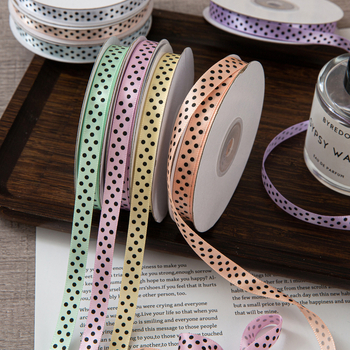 Polka taškų poliesterio juosta DIY lankams, plaukų aksesuarams ir dovanų įpakavimui – Medžiaga: poliesteris; Prekės kodas: Polka Dot Polyester Belt; Prekės ženklas: Jian Wu