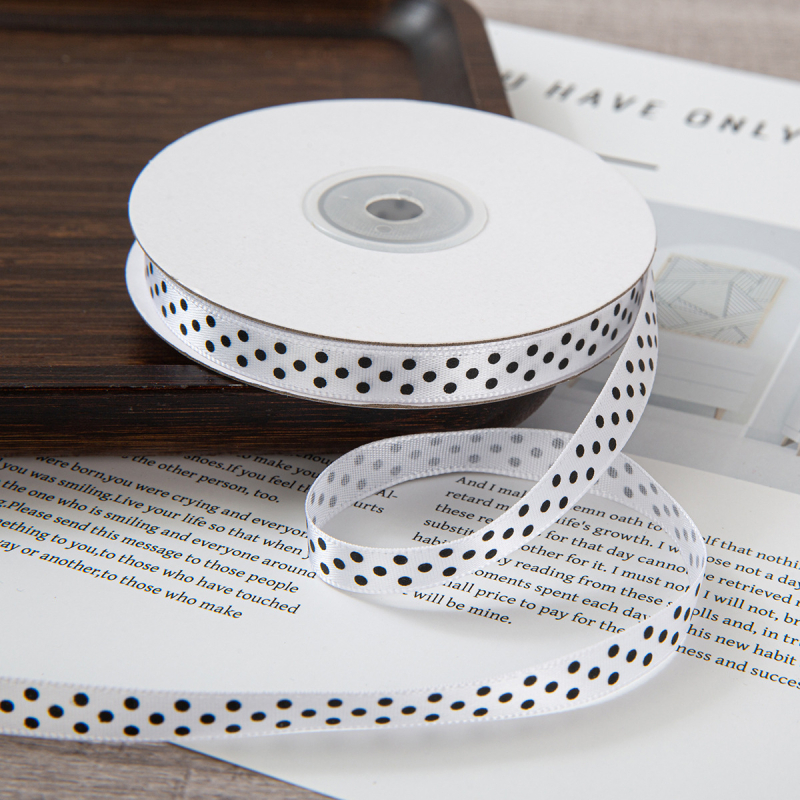 Polka taškų poliesterio juosta DIY lankams, plaukų aksesuarams ir dovanų įpakavimui – Medžiaga: poliesteris; Prekės kodas: Polka Dot Polyester Belt; Prekės ženklas: Jian Wu