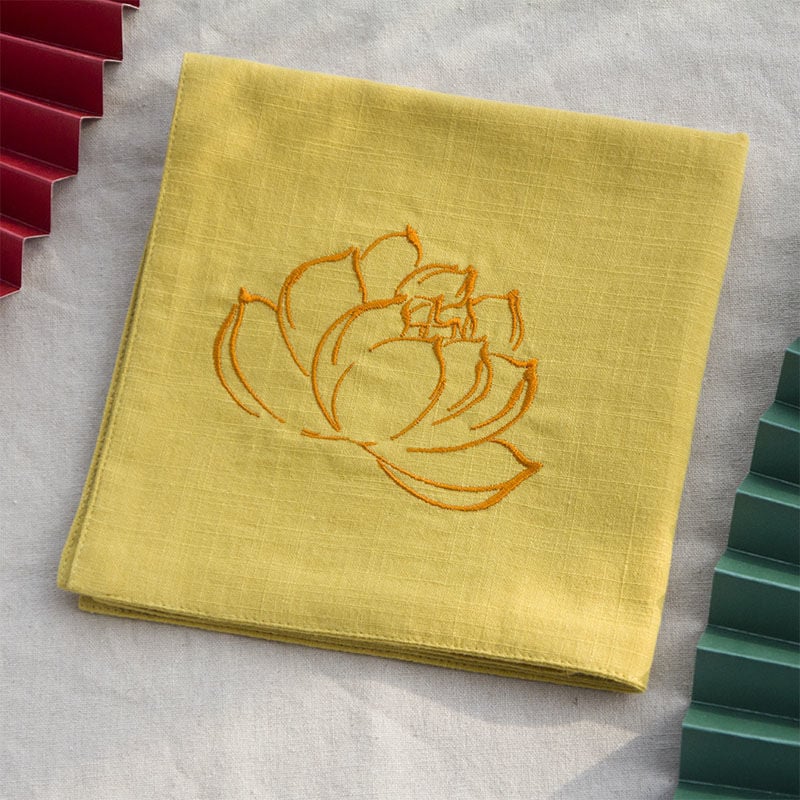 Pătrățel de buzunar din bumbac cu broderie de lotus, stil antic-retro, lansare primăvara 2025
