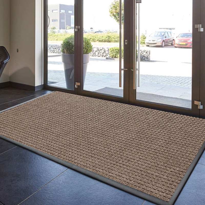 Covor de intrare pentru hoteluri și spații comerciale — rezistent la uzură și murdărie, antiderapant, lavabil, țesut din fibră de polipropilenă, opțiuni personalizate