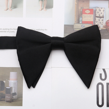 Papion unisex în formă de corn cu floare pentru guler, poliester monocrom