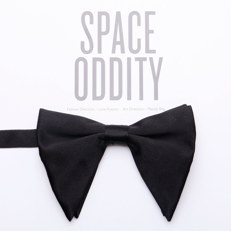 Papion unisex în formă de corn cu floare pentru guler, poliester monocrom