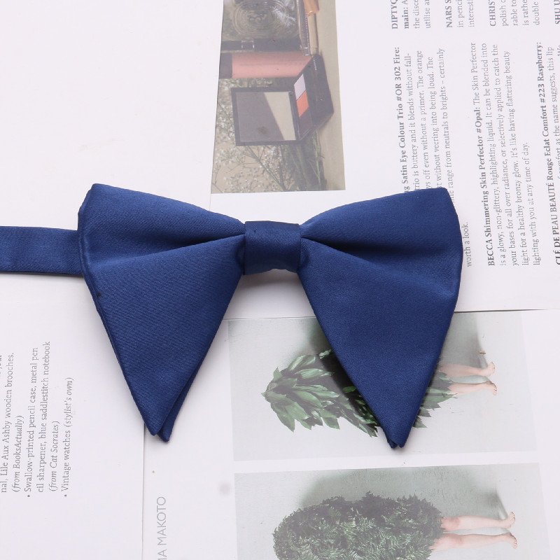 Papion unisex în formă de corn cu floare pentru guler, poliester monocrom