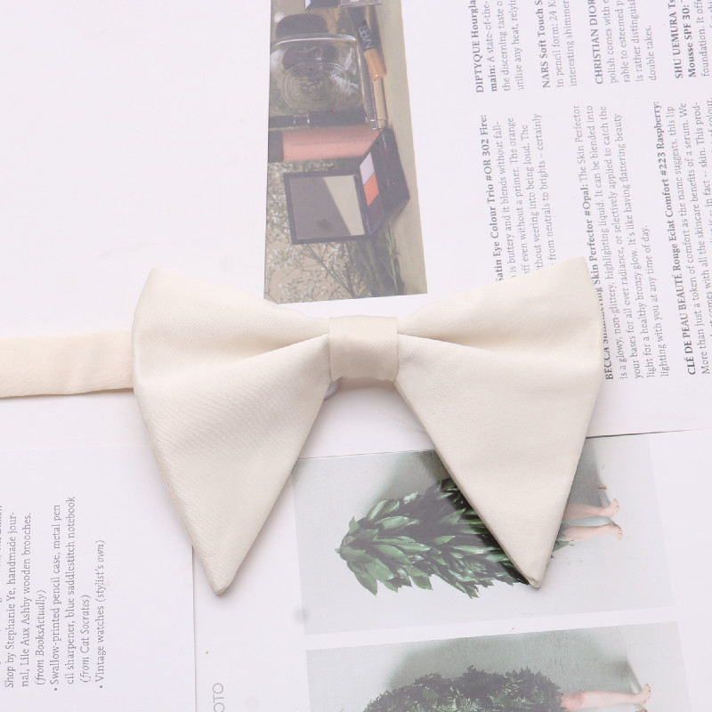 Papion unisex în formă de corn cu floare pentru guler, poliester monocrom