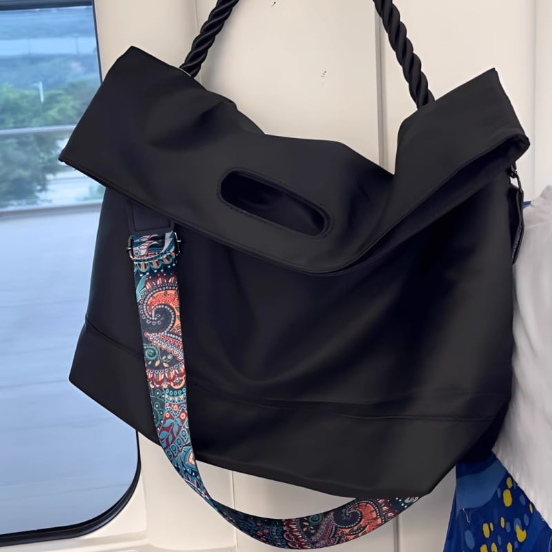 Muška crossbody torba od poliestera, prugasti uzorak, najlonska podstava, proljeće 2024 izdanje, pogodna za poslovna putovanja.