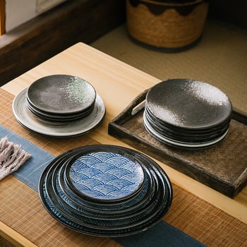 Japanski keramički tanjur, okruglog oblika, podglazurna tehnologija, retro stil, razni uzorci, mikrovalna kompatibilna