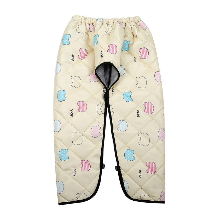 Ветровозащитно зимно наметало за електрически велосипеди, подплатено с флийс, водоустойчиво, покрива задната седалка. Марка: Zodisian • Налично на склад: Ready stock • Сезон: Есен 2025