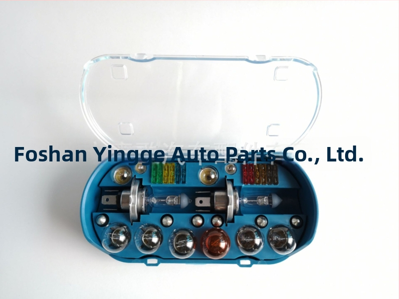 Комплект фарни крушки H1/H4/H7 за автомобили – 60W, 12V, 2000 lm, 3200K, модели 8/9/10/19/20/21/30