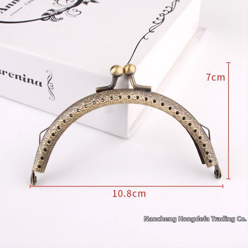 Metalinė pusmėnulio formos rankinės rėmas – DIY megztų rankinių priedai