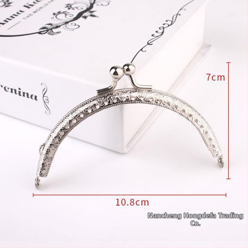 Metalinė pusmėnulio formos rankinės rėmas – DIY megztų rankinių priedai