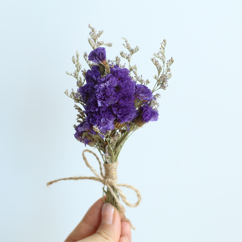 Мини букет от сушени цветя и вечни рози — Praise Village