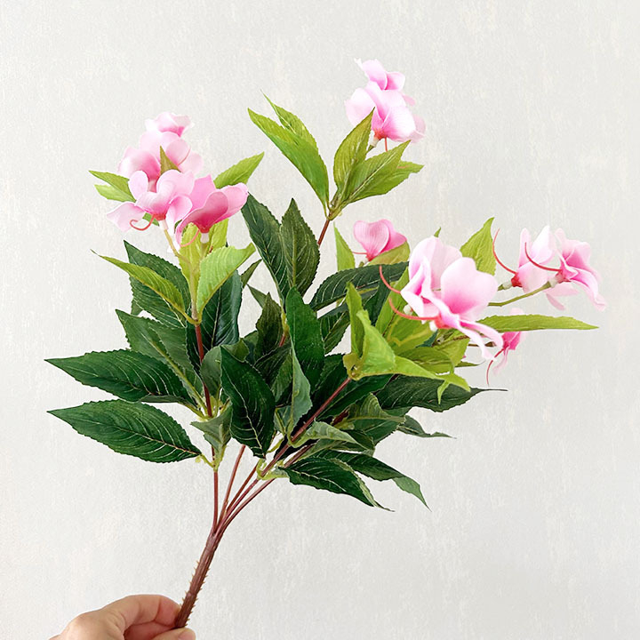 Umjetni cvijet od svile - buket sa 7 grančica rhododendrona i impatiensa, za kućnu i vanjsku dekoraciju. Brand yc; Materijal: Silk flower; Vrsta: Cactus
