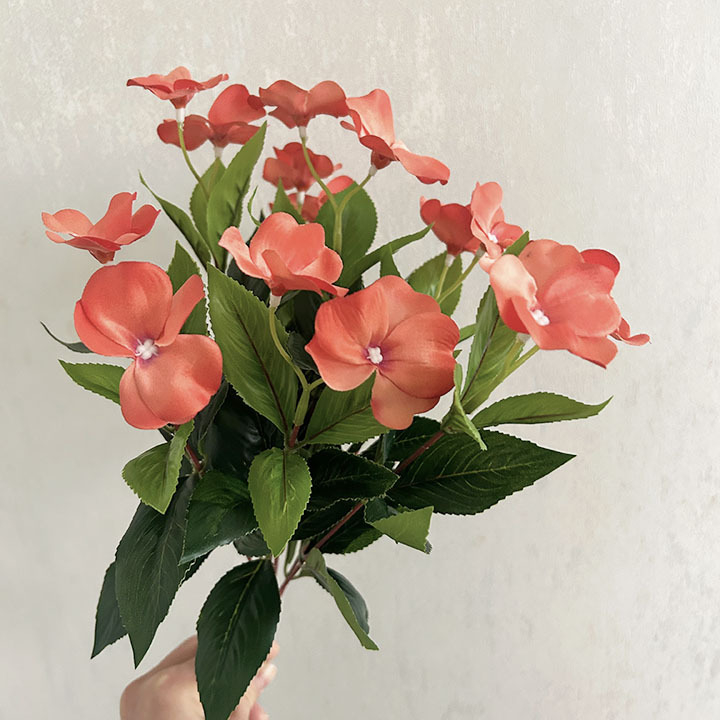 Umjetni cvijet od svile - buket sa 7 grančica rhododendrona i impatiensa, za kućnu i vanjsku dekoraciju. Brand yc; Materijal: Silk flower; Vrsta: Cactus