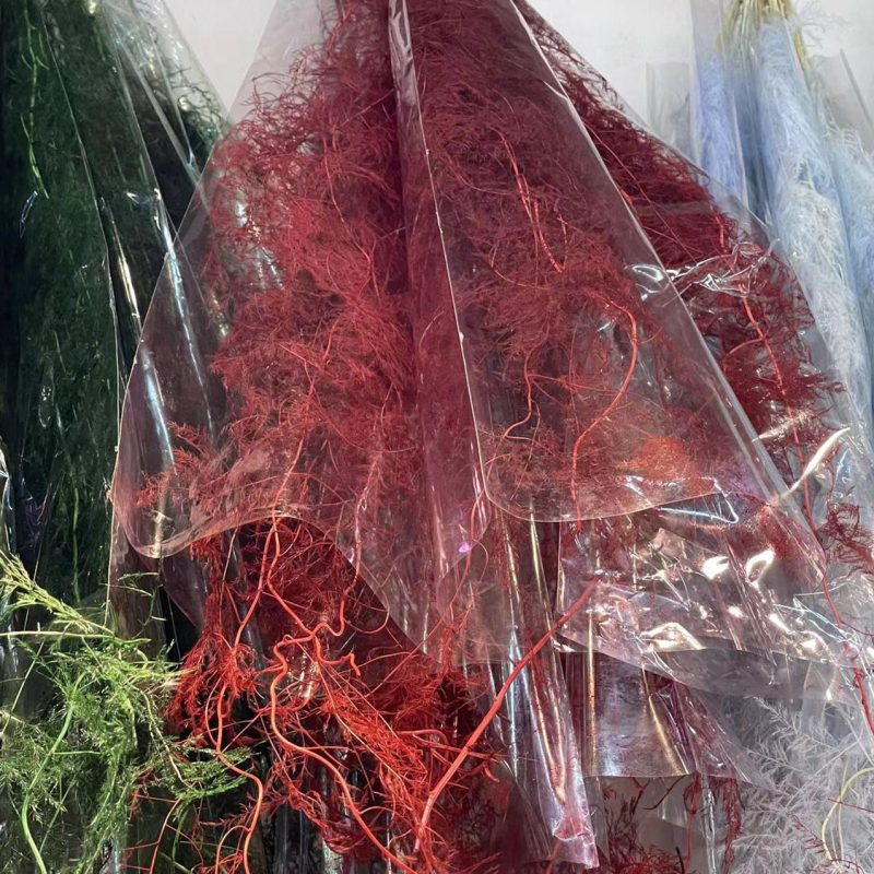 Aranjament decorativ din flori uscate într-o sticlă plutitoare – Material: Eternal Flower; Brand: Famous Craftsman; Varietate: Trandafir; Cadou gata de oferit