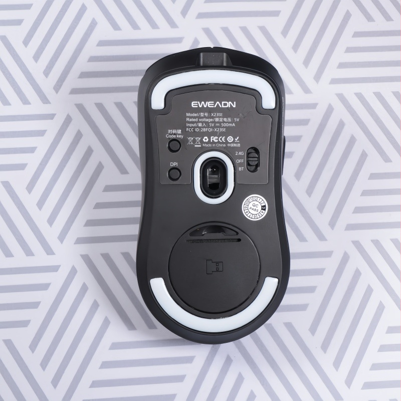 Forerunner x23 pele – pretslīdes un sviedru uzsūcošs uzlīme, saderīgs ar Forerunner x23, pielāgota paraugu apstrāde, valsts garantija