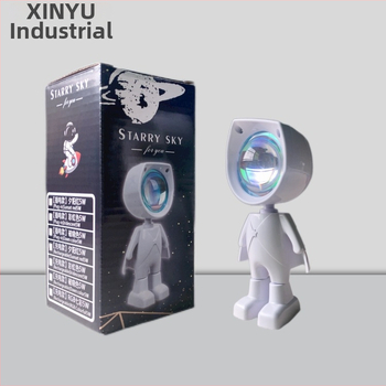 Robotu saulrieta lampiņa ar astronauta motīvu, papildgaismas spuldze fotografēšanai, iekšējais akumulators, galda uzstādīšana