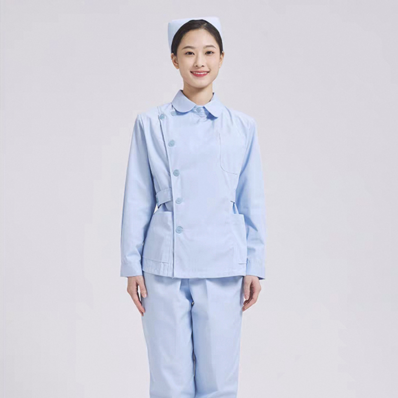 Zdravotná sestra dvojdielna uniforma – Horný diel a nohavice, krátke rukávy, okrúhly výstrih, odvádza vlhkosť bavlna-polyester (Bavlna 30–50%, Polyester 50–70%; Normálna dĺžka)