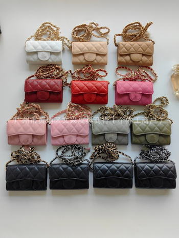 Uličný štýl, pravá koža, boxový tvar kabelky cez rameno s krytým otvorom a polyesterovou podšívkou