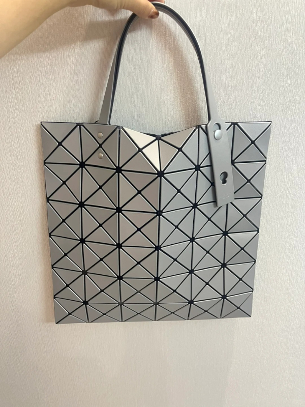 Taška Tote s geometrickým rhombovým quiltom, PVC, mestský jednoduchý štýl, horizontálny štvorcový tvar, vnútorné vrecká so zipsom, vrecko na telefón a ID, dvojité popruhy