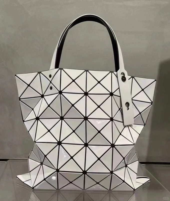 Taška Tote s geometrickým rhombovým quiltom, PVC, mestský jednoduchý štýl, horizontálny štvorcový tvar, vnútorné vrecká so zipsom, vrecko na telefón a ID, dvojité popruhy