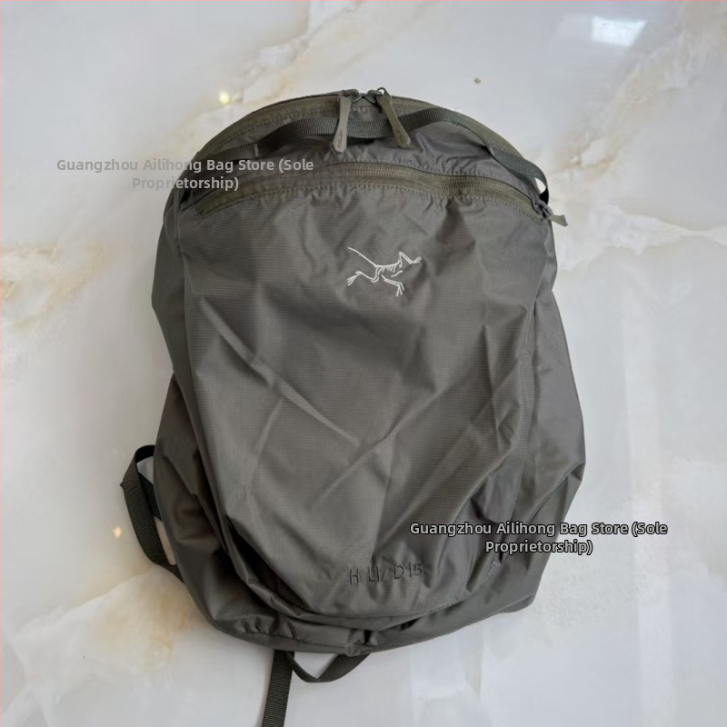 Unisex nylonový batoh na voľnočasové cestovanie, ergonómsky chrbtový panel, priečinok na 10-palcový notebook, kapacita <20 L