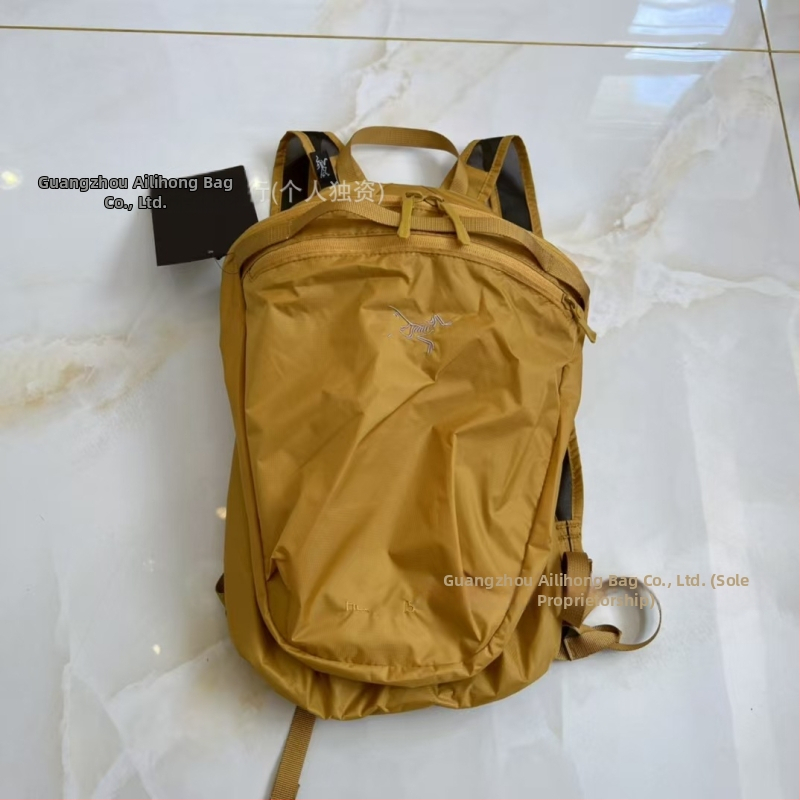 Unisex nylonový batoh na voľnočasové cestovanie, ergonómsky chrbtový panel, priečinok na 10-palcový notebook, kapacita <20 L