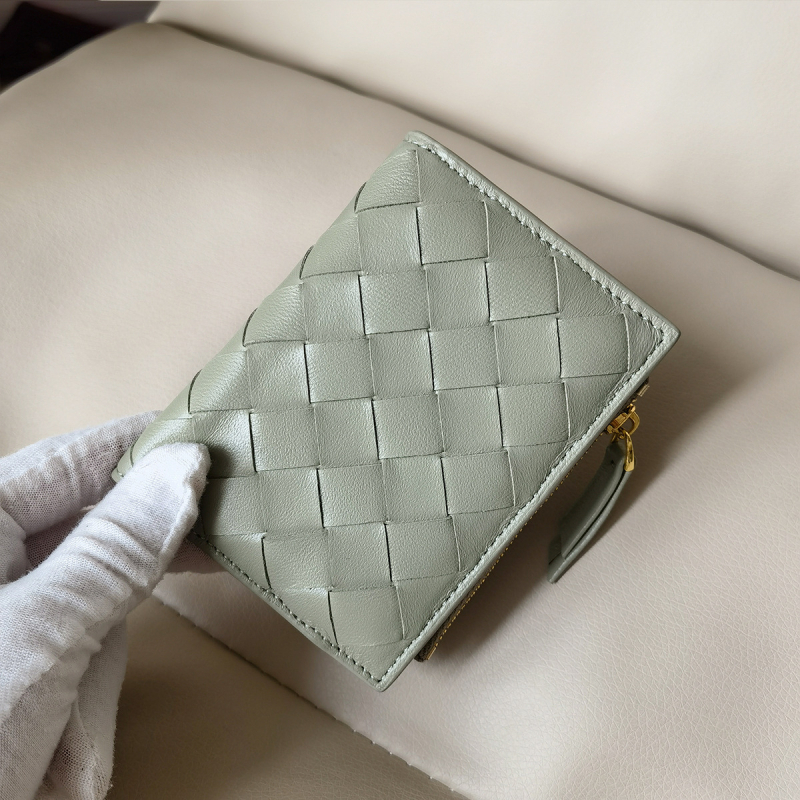 MCBV Δερμάτινο κοντό πορτοφόλι με υφαντό από προβατίνα, φερμουάρ, θήκη για κάρτες και κέρματα, αστικός μινιμαλισμός, μονόχρωμο σχέδιο