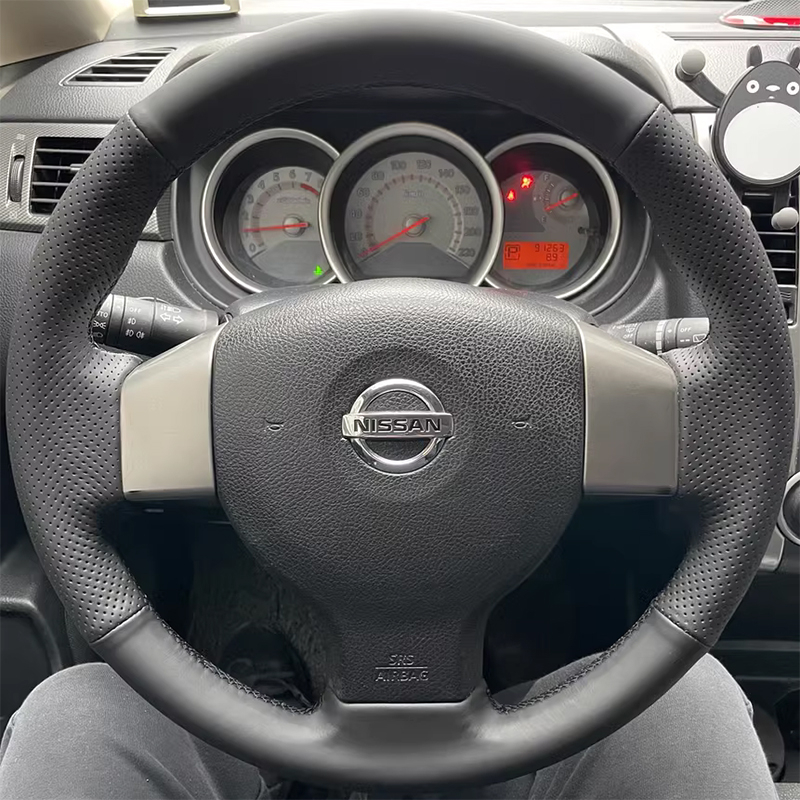 Ručno šivana kožna navlaka za volan za Nissan Sylphy Classic (Liwei, Yida, Tiida), potpuna zaštita