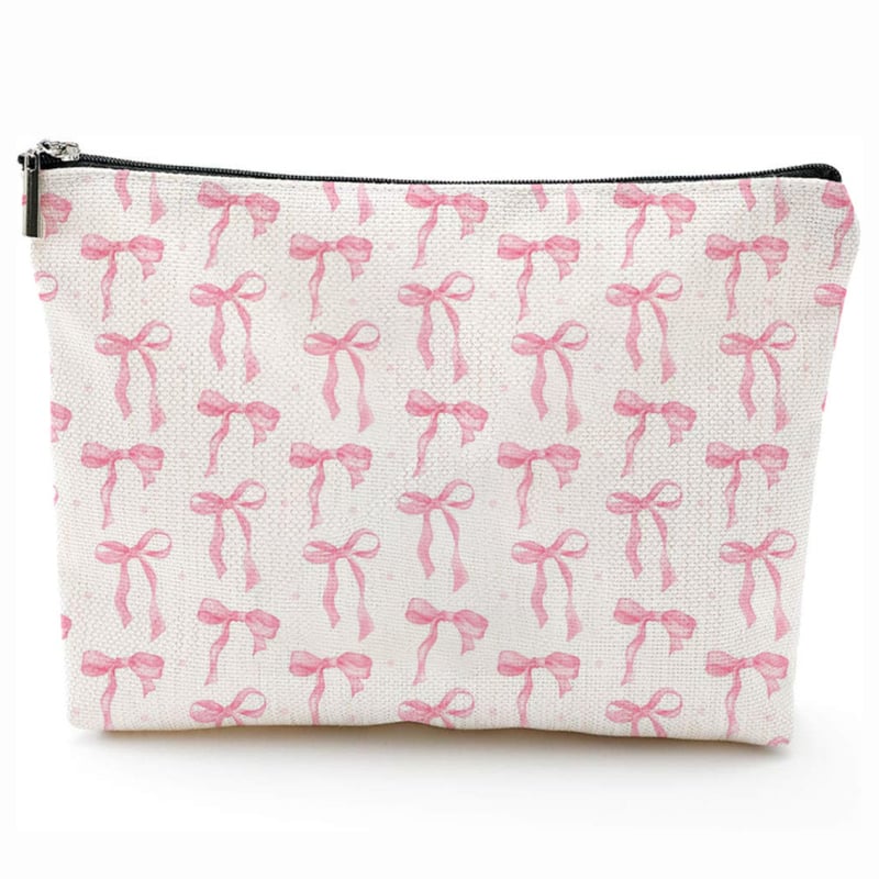 Козметична чанта с принт на панделка, водоустойчива и преносима, полиестерен външен материал и полиестерна подплата.