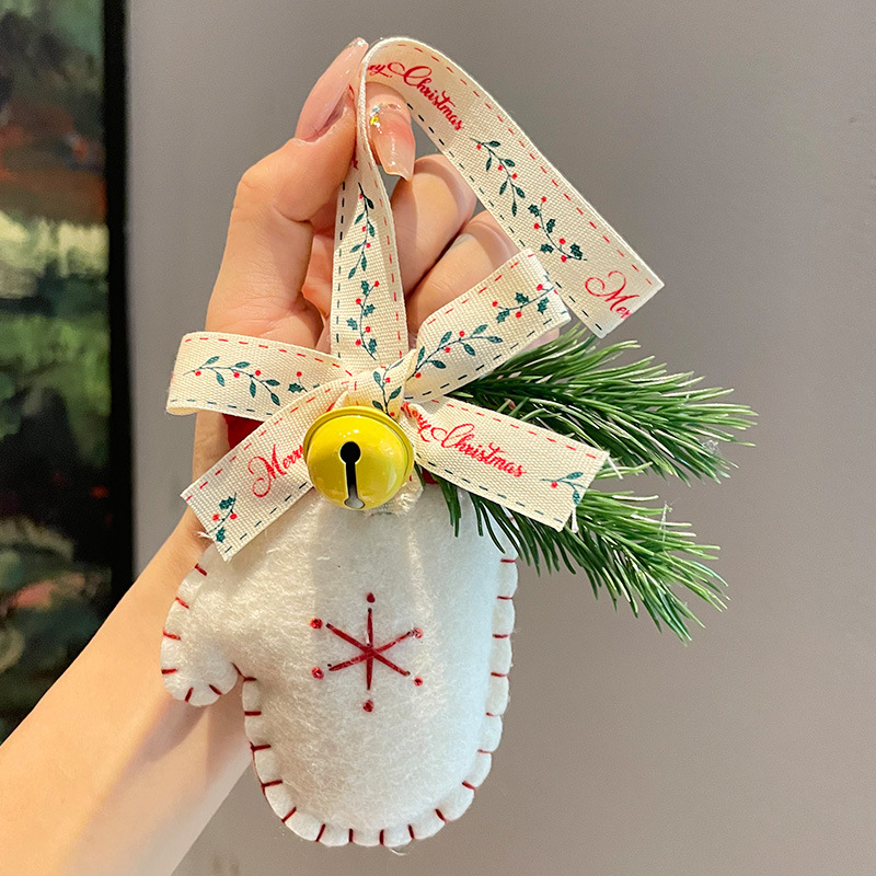 Ručne háčkovaná vlnená vianočná ponožka so srdiečkami, slzičkami a zvončekmi, karikatúrna vysokokvalitná ozdoba, pôvod Yiwu
