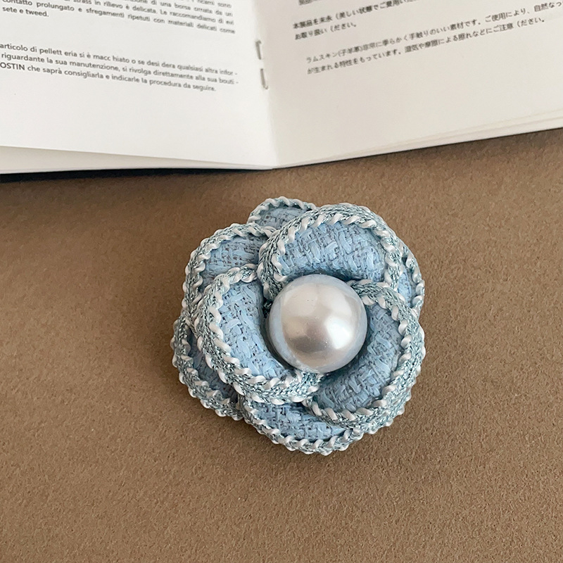 Ronerai Camellia Pearl Bross — Metalni geometrijski oblik, Elektroplatiranje, INS stil, Ženski ukras