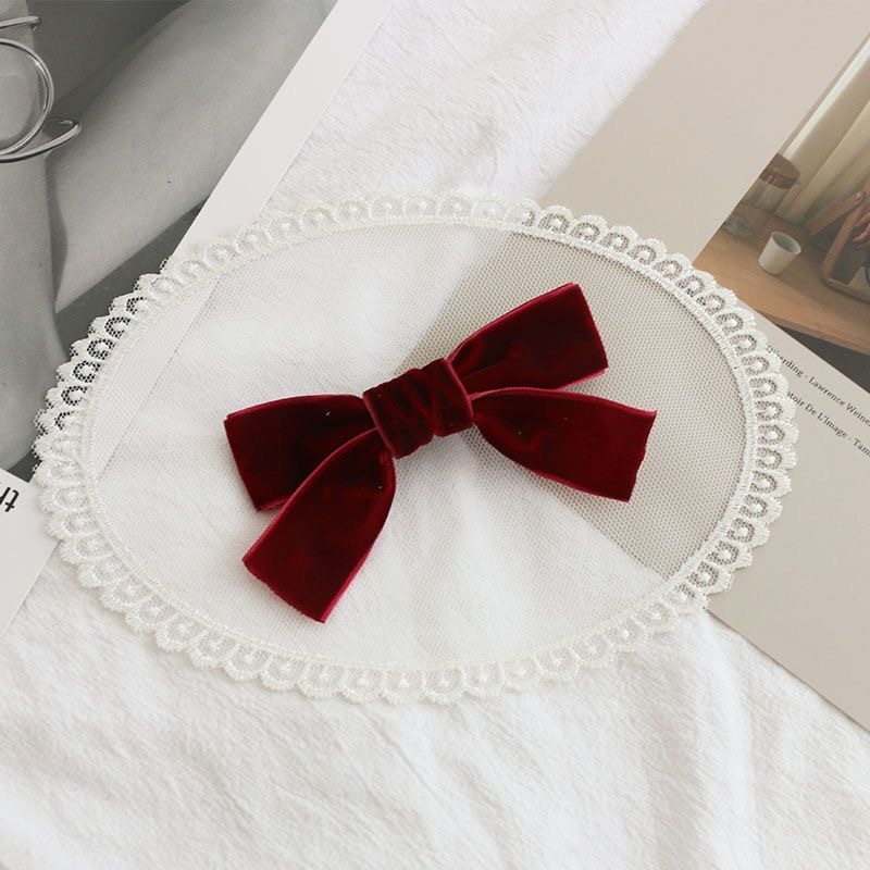 Masnis broš, vintage stílus, textil anyag, dekoráció